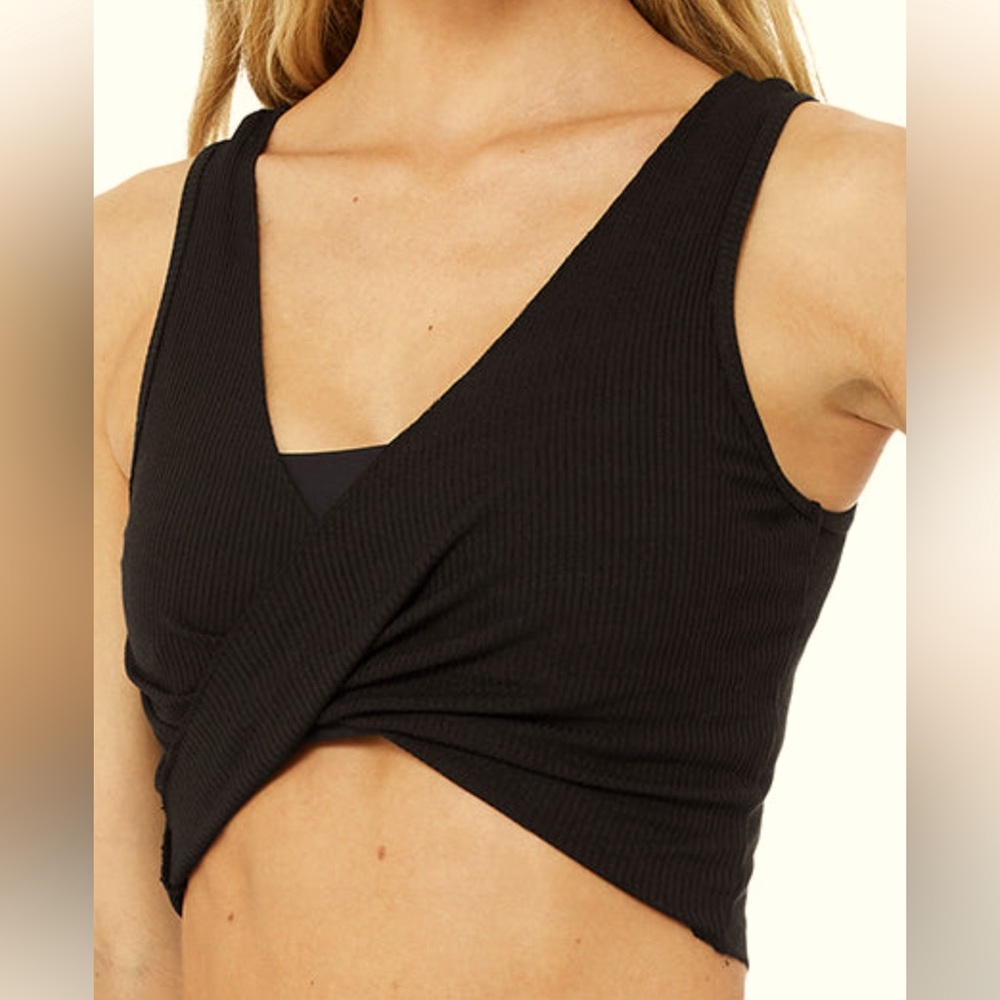 ALO Yoga size S swirl tank, plot twist, NWT